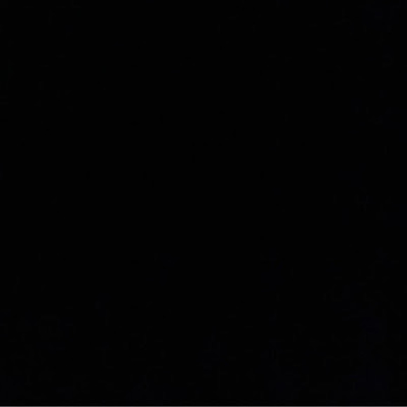 Meet your Posher, Emely - Picture 1 of 1